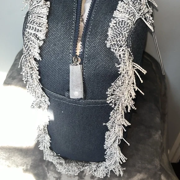 Sale 🫣🫣🫣♥️♥️♥️  NWT  Jean Karl Larger field - Picture 4 of 5